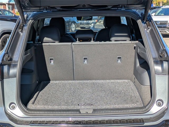 New 2026 Volkswagen Tiguan SE R-Line image 13