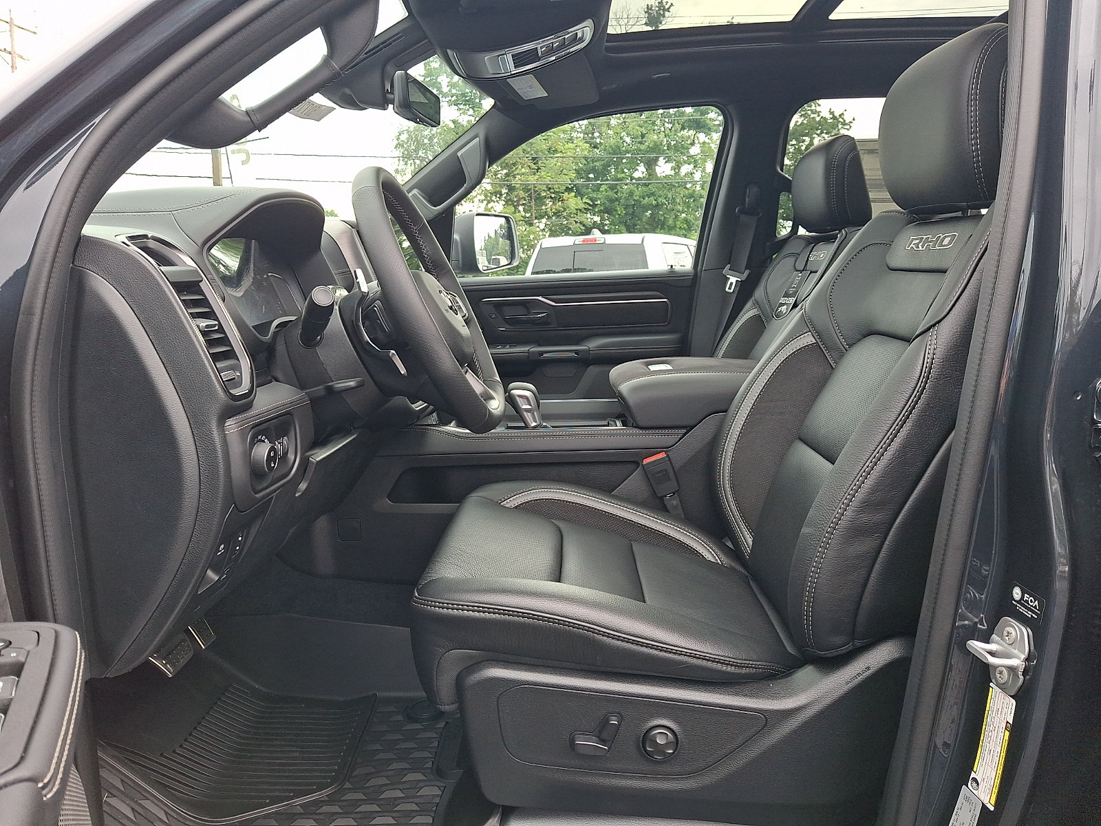 New 2026 RAM 1500 RHO w/ RHO Level 1 Equipment Group AWD/4WD image 10