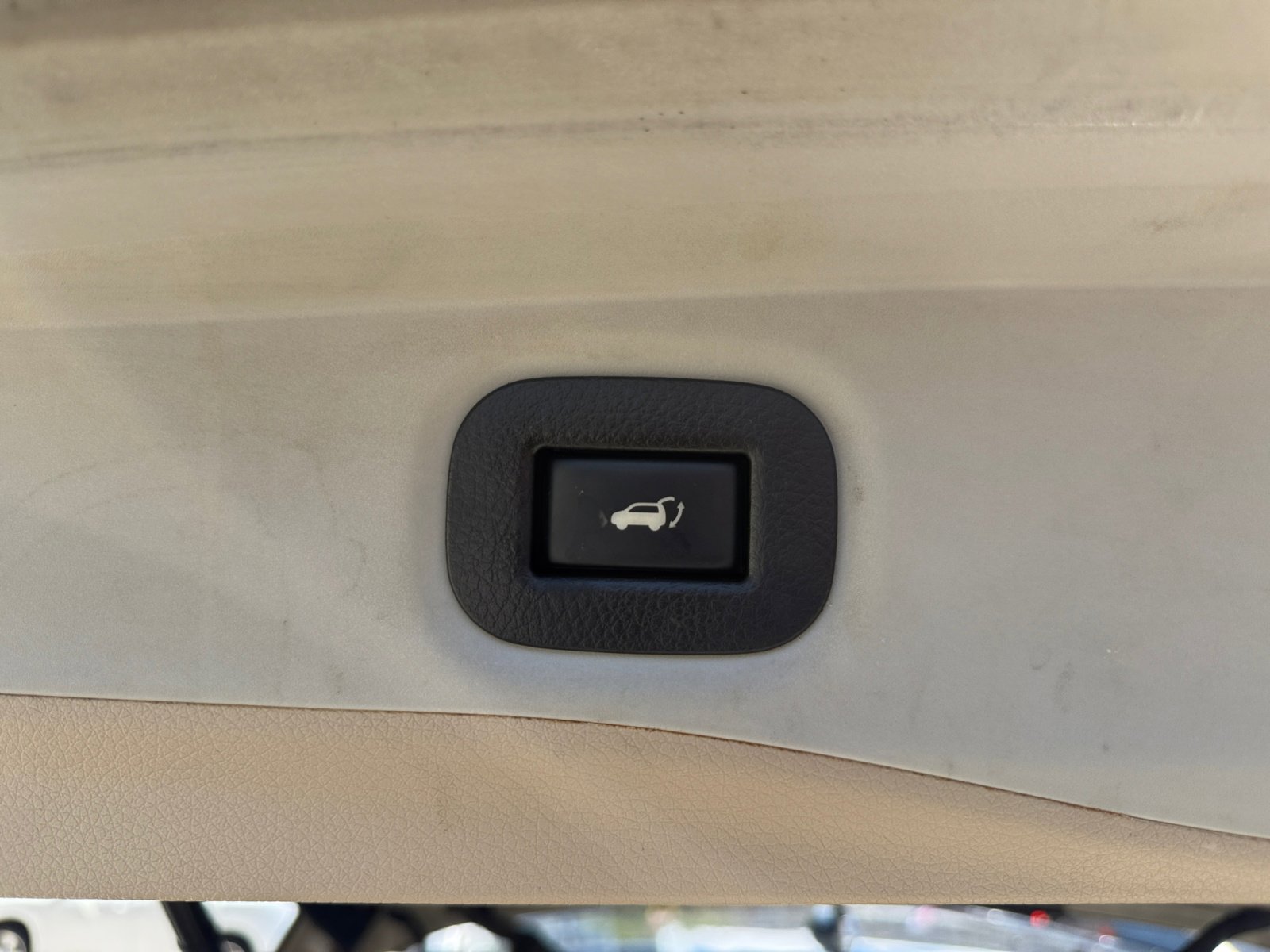 Used 2015 Nissan Rogue SL image 24