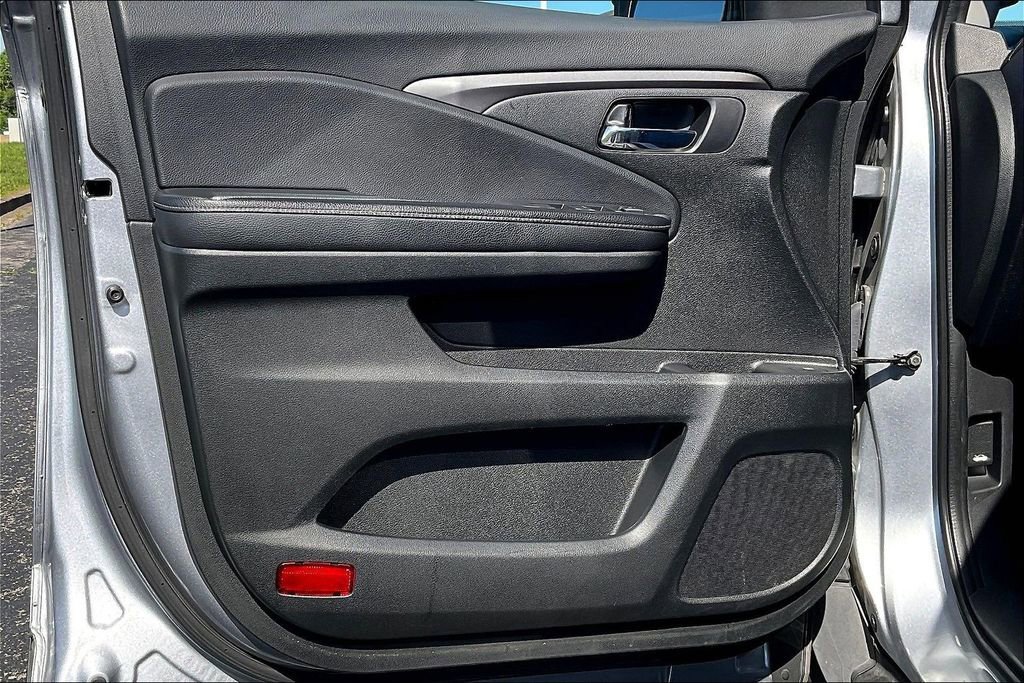 Certified 2019 Honda Ridgeline RTL-T image 24