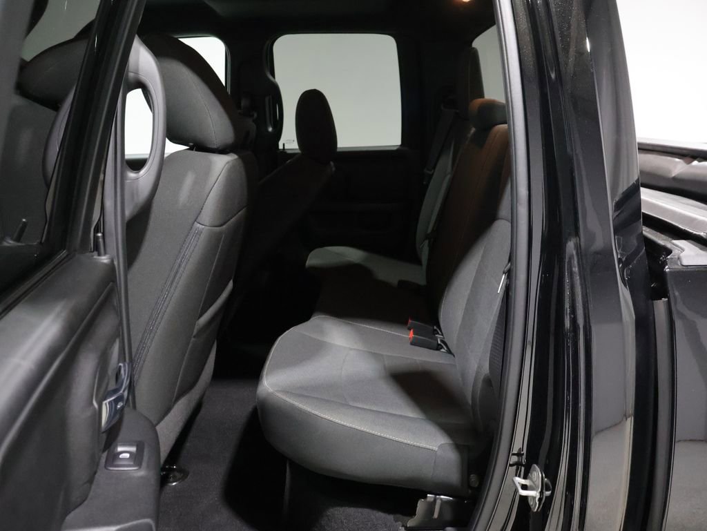 Used 2023 RAM 1500 Classic Warlock w/ Trailer & Traction Group AWD/4WD image 17