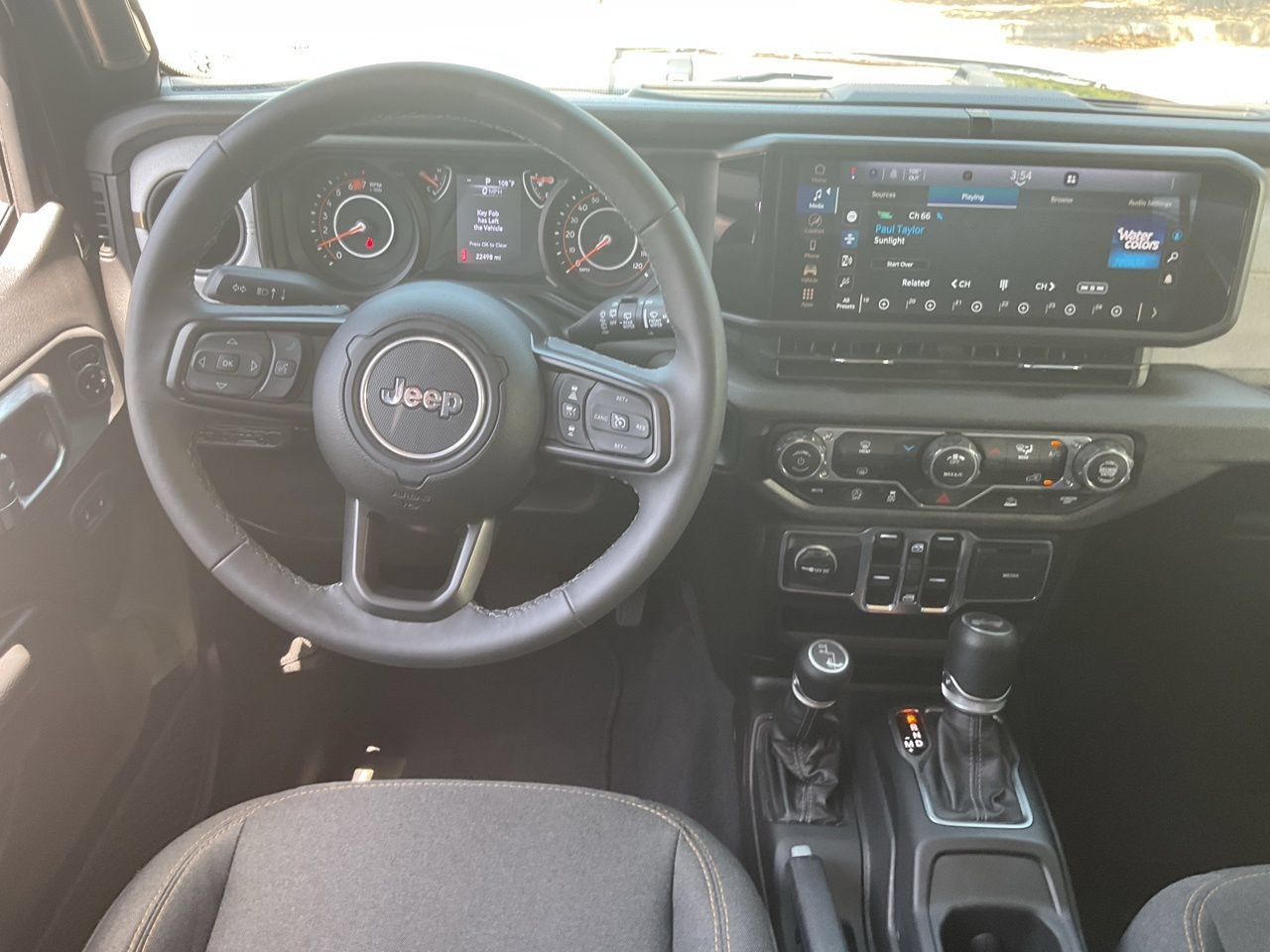 Used 2025 Jeep Wrangler Unlimited Sport AWD/4WD image 12