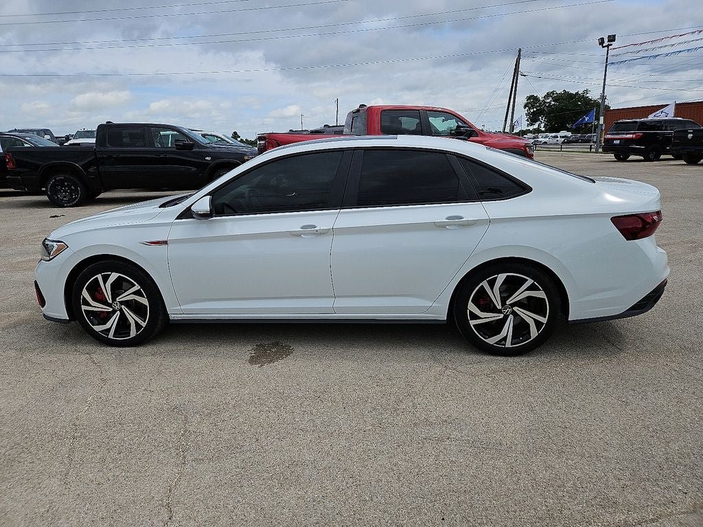 Used 2024 Volkswagen Jetta GLI Autobahn FWD image 3