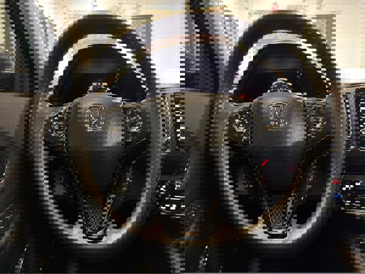 Used 2021 Honda HR-V EX image 21