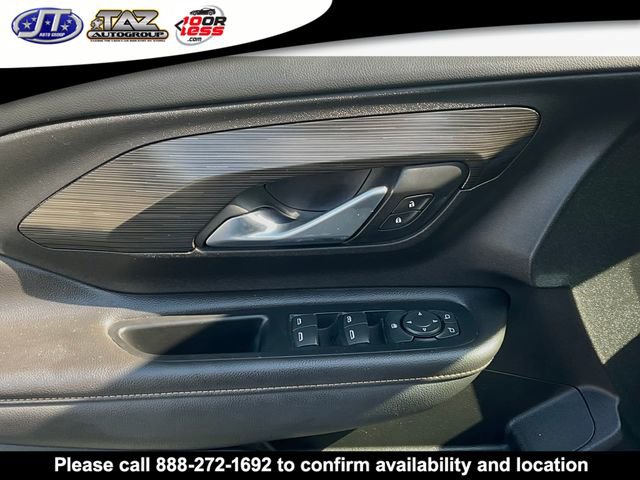 Used 2019 GMC Terrain SLT image 11