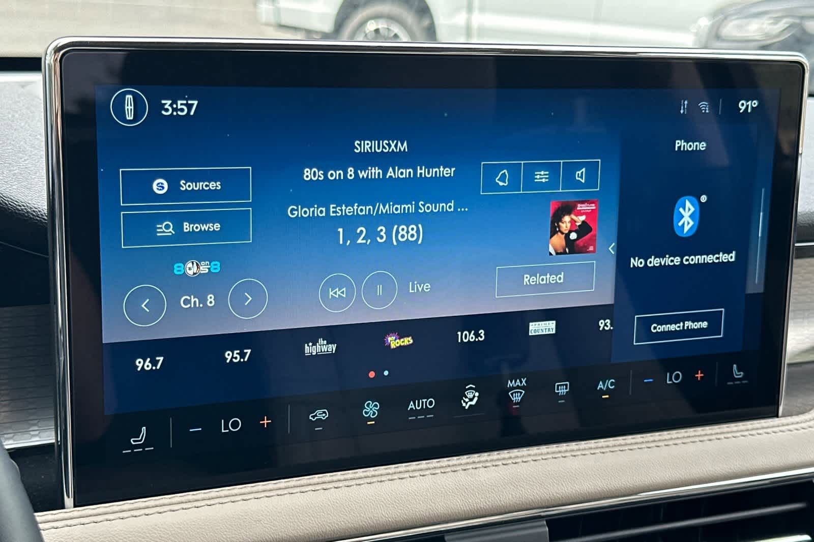 Used 2025 Lincoln Corsair FWD image 18