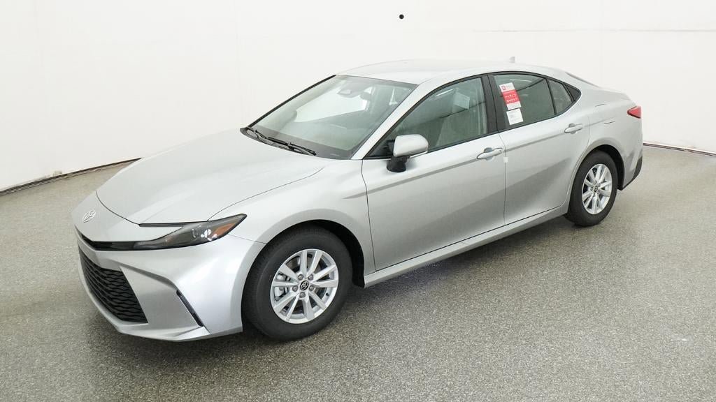 New 2026 Toyota Camry LE FWD image 1