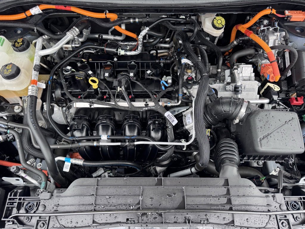 Used 2024 Ford Escape SE image 35