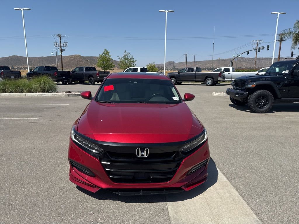 Used 2018 Honda Accord Touring image 3