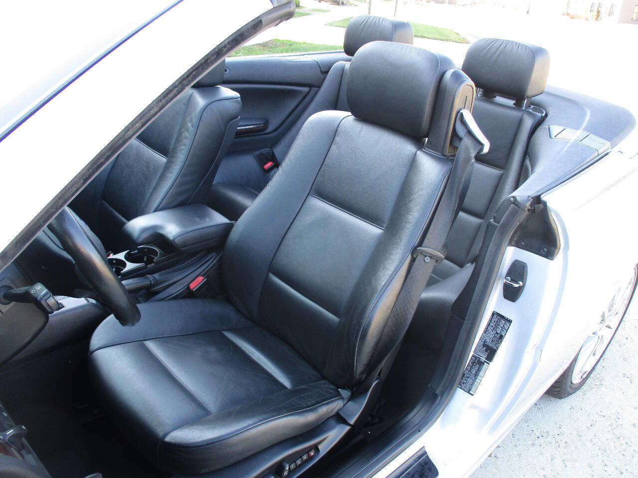 Used 2004 BMW 330Ci Convertible image 18