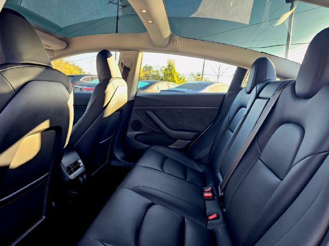 Used 2023 Tesla Model 3 Standard Range RWD image 23