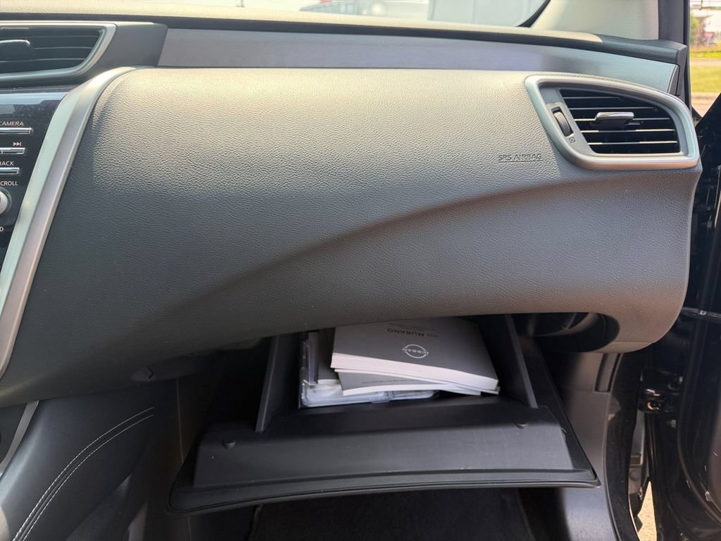 Used 2024 Nissan Murano SV AWD/4WD image 20