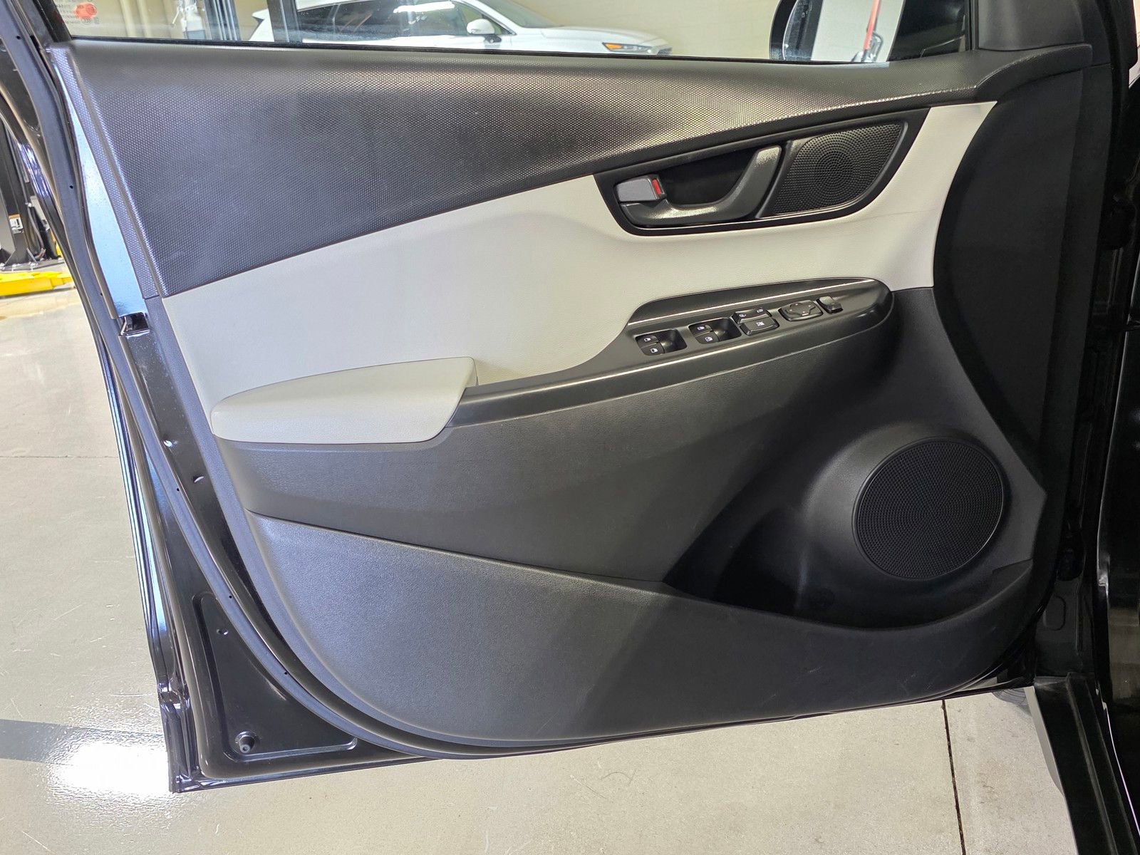 Certified 2023 Hyundai Kona SEL image 20