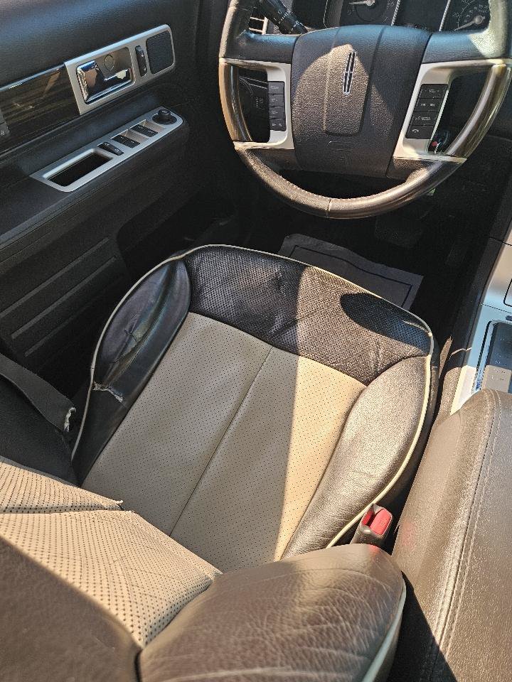 Used 2009 Lincoln MKX AWD image 9