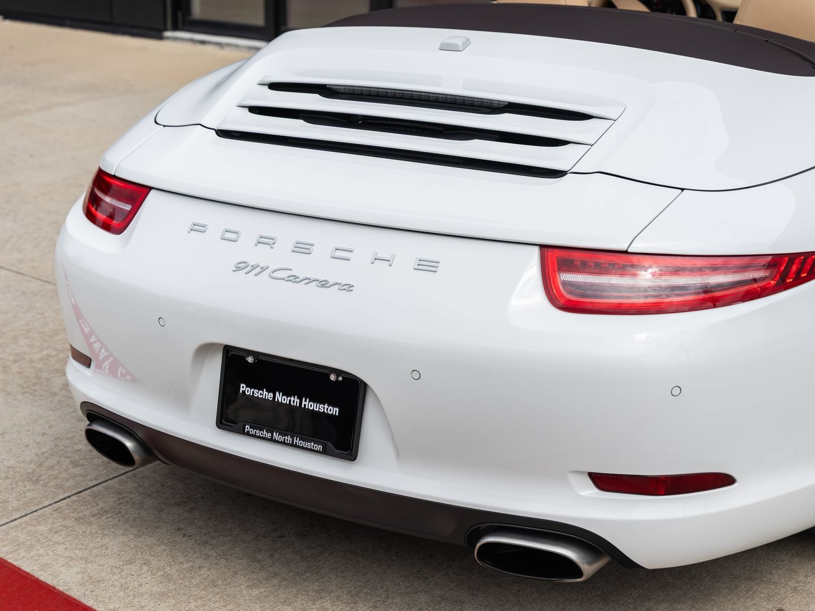 Used 2015 Porsche 911 Carrera RWD image 17