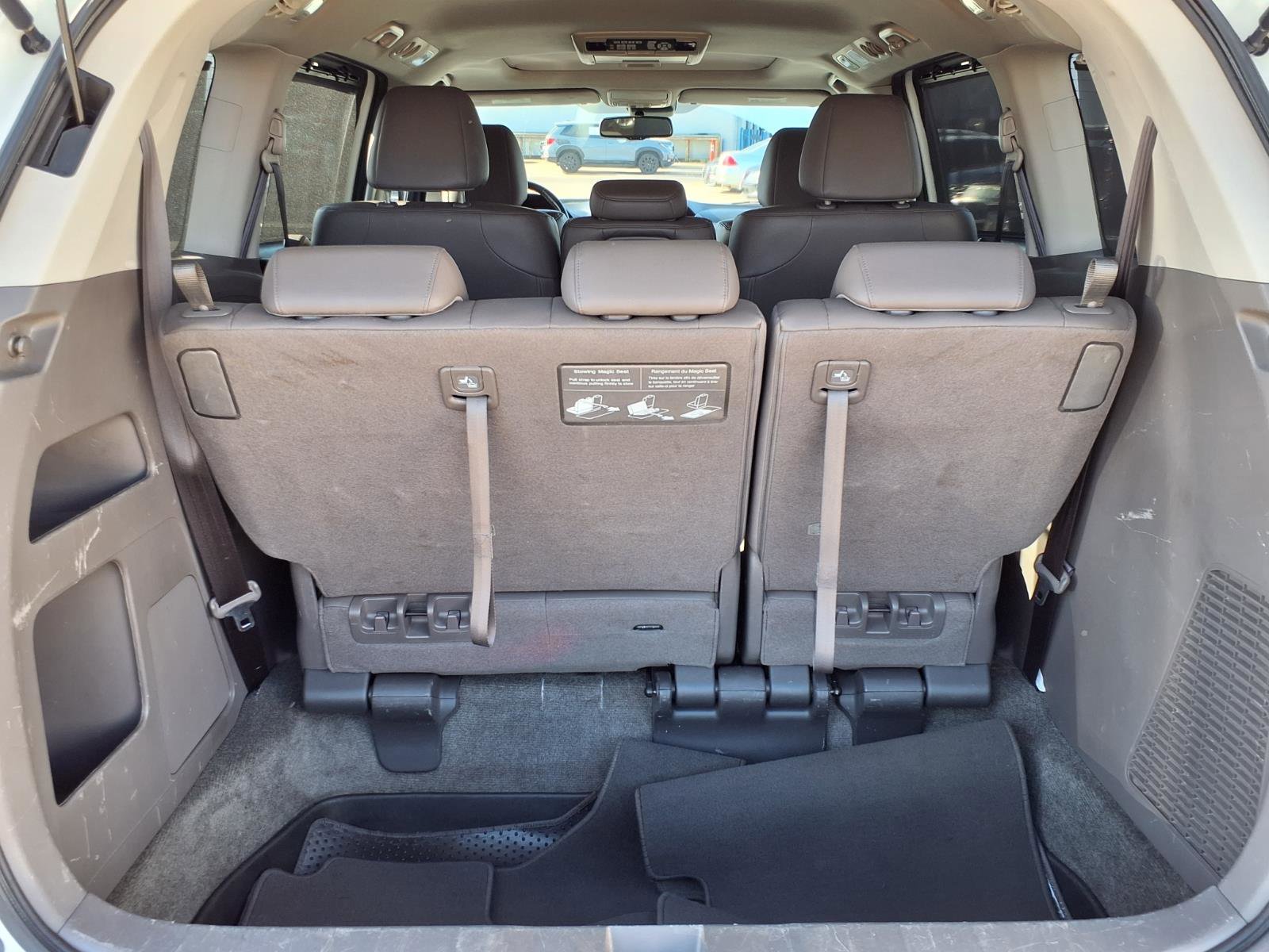 Used 2015 Honda Odyssey Touring image 19