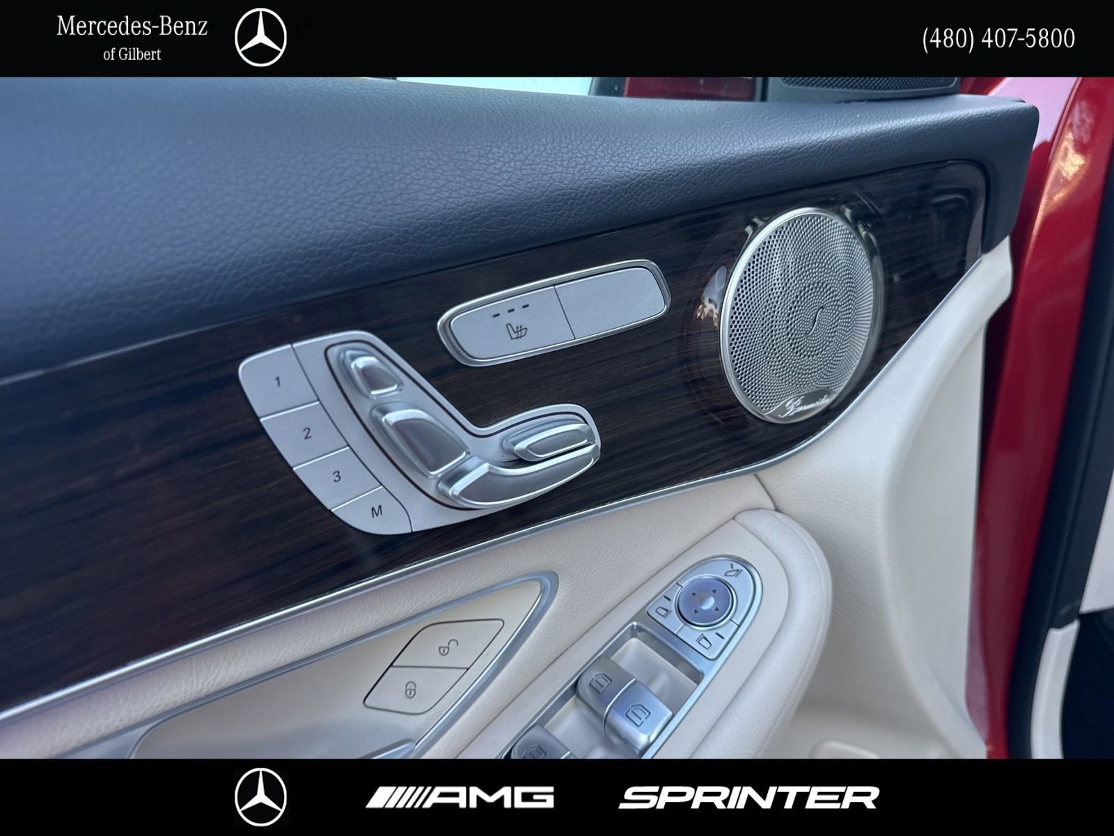 Used 2021 Mercedes-Benz GLC 300 4MATIC w/ Premium Package image 13
