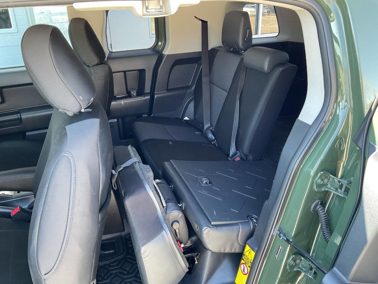Used 2011 Toyota FJ Cruiser 4WD w/ Convenience Pkg image 27