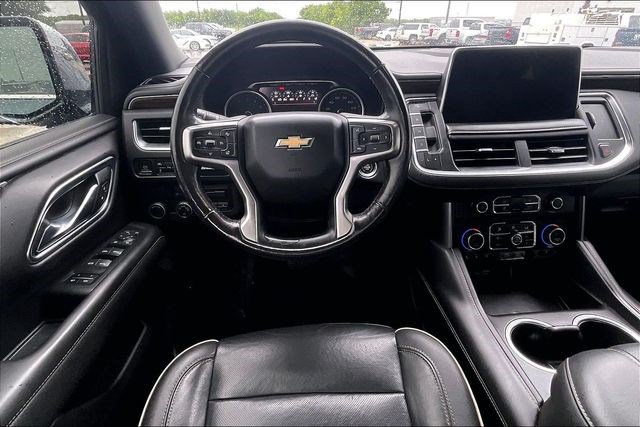 Used 2021 Chevrolet Suburban Premier w/ Premium Package RWD image 11