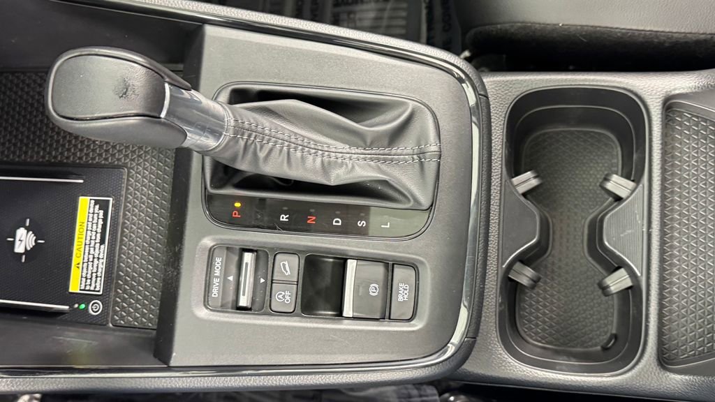 Used 2025 Honda CR-V EX-L image 29
