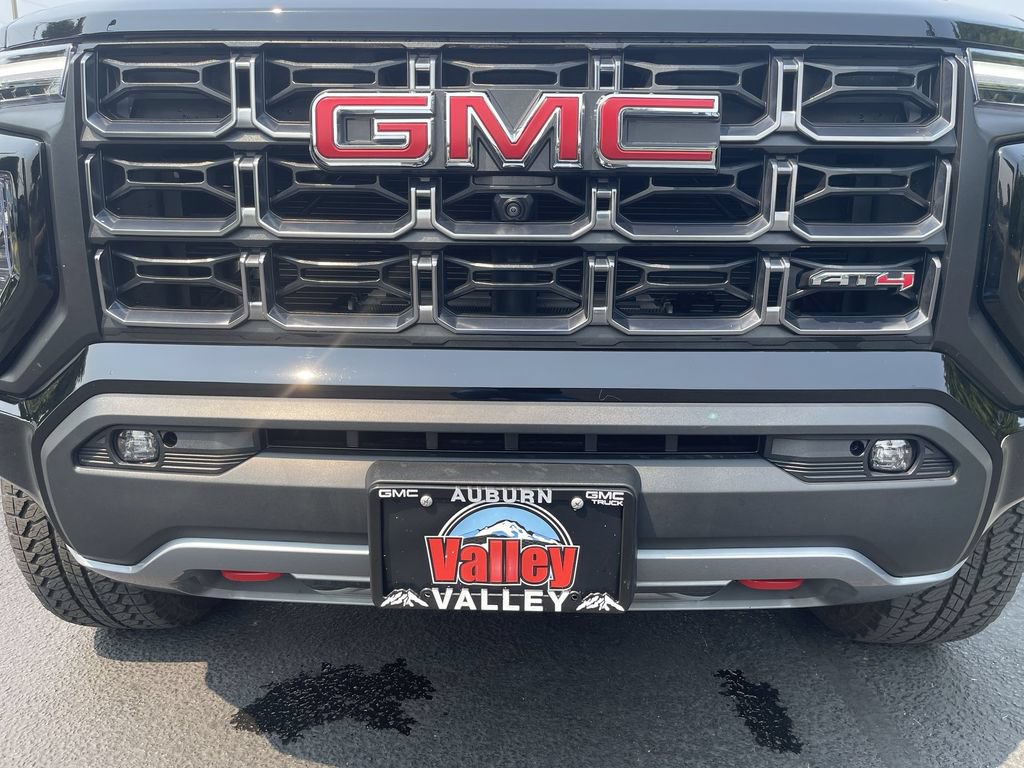 Certified 2025 GMC Canyon AT4 w/ Nightfall Edition AWD/4WD image 32