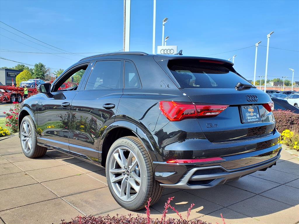 New 2025 Audi Q3 2.0T Premium image 8