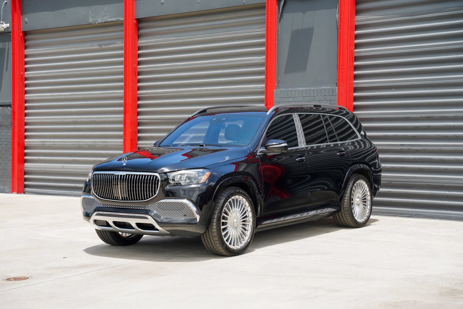 Used 2021 Mercedes-Benz Maybach GLS 600 4MATIC image 1
