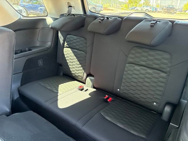Certified 2025 Nissan Pathfinder SV FWD image 22