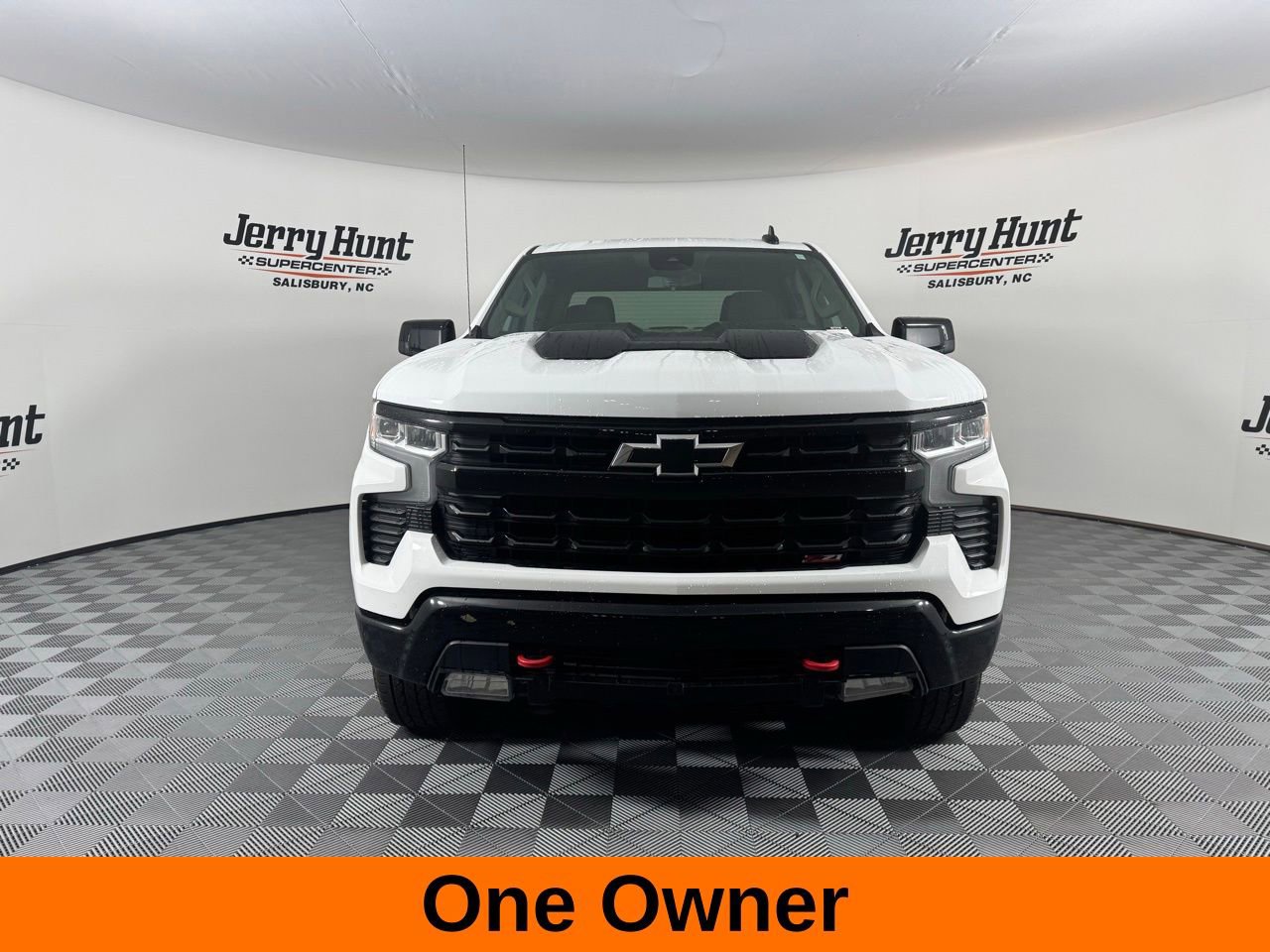 Used 2024 Chevrolet Silverado 1500 LT Trail Boss w/ Protection Package image 4