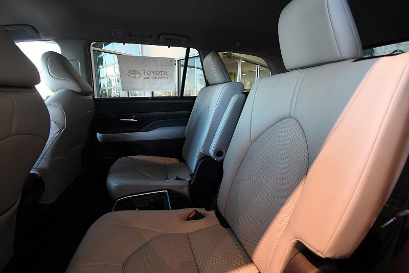 New 2026 Toyota Grand Highlander AWD Hybrid image 7