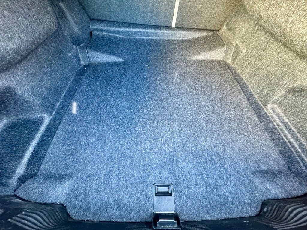 Used 2014 Buick LaCrosse Leather image 9