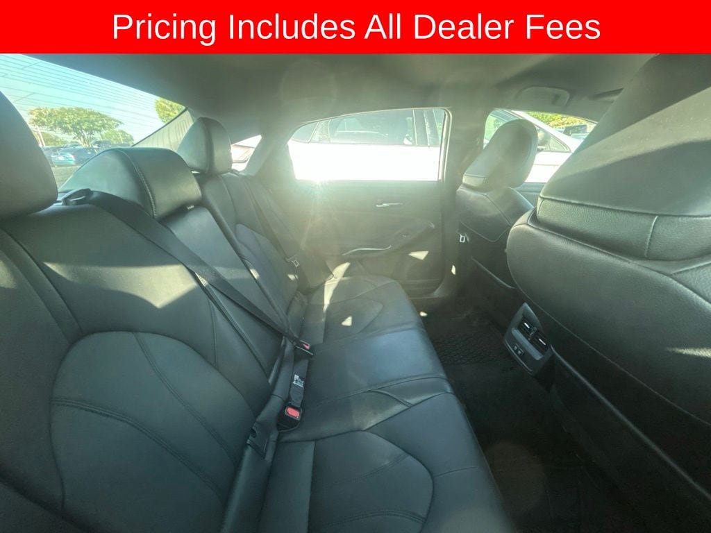Used 2020 Toyota Avalon XLE FWD image 4