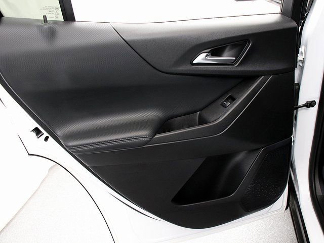 Certified 2025 Chevrolet Equinox LT w/ Safety and Technology Package image 29