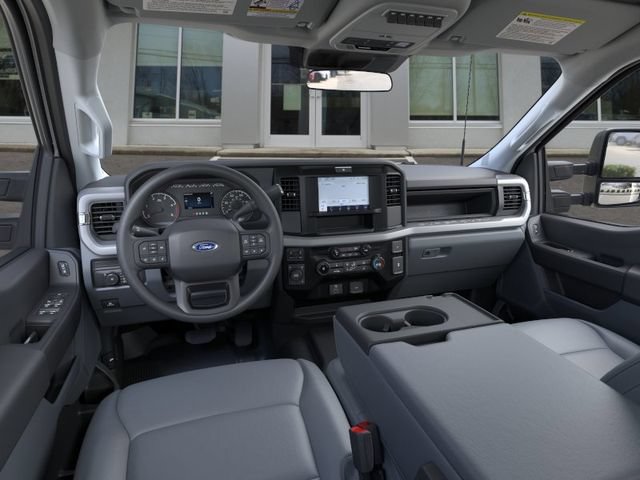 New 2026 Ford F550 4x4 Supercab Super Duty image 9