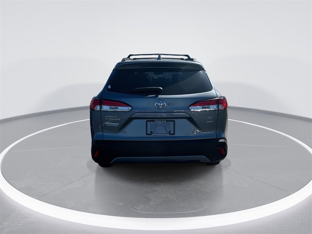 Used 2022 Toyota Corolla Cross LE image 7