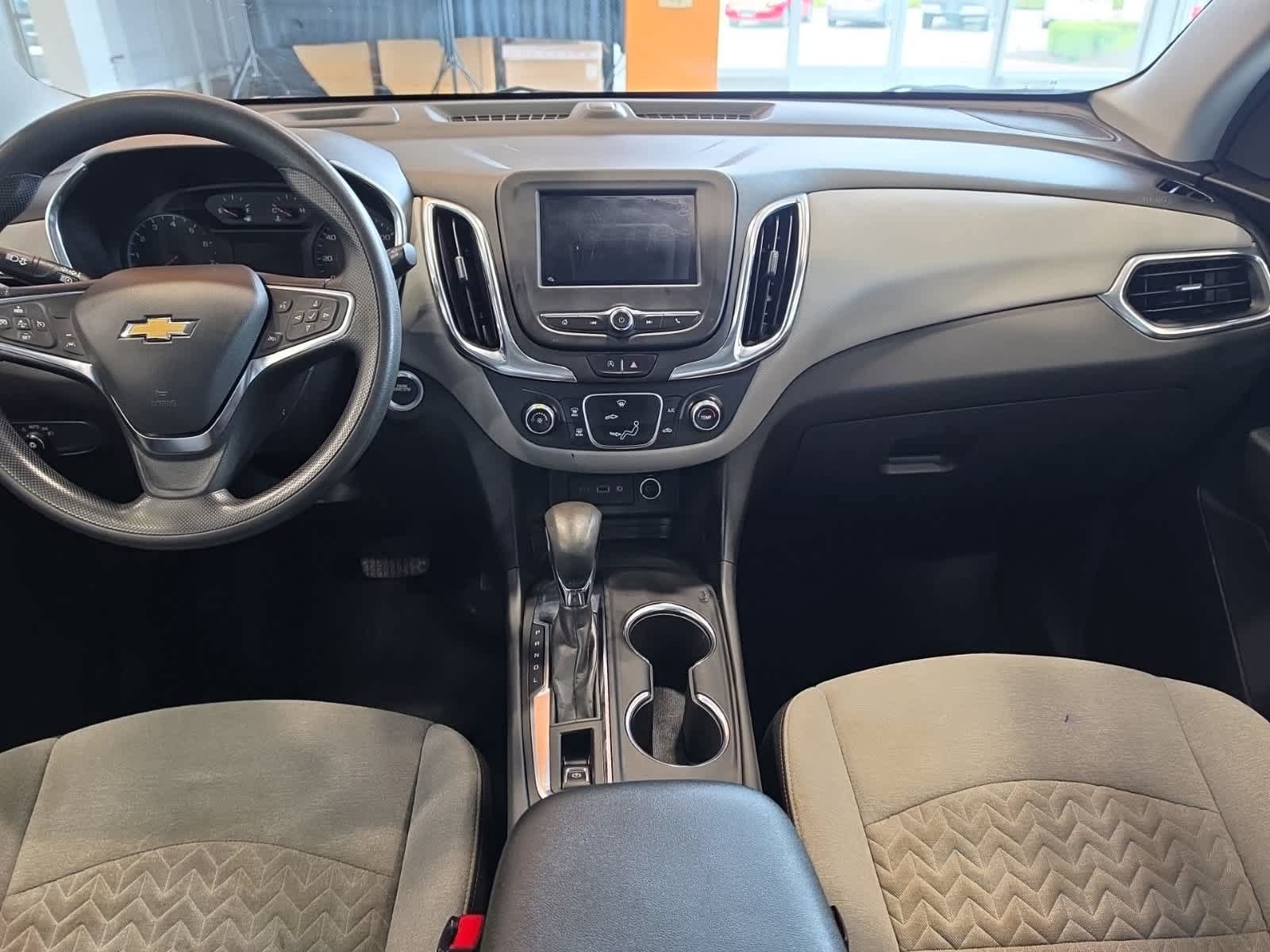 Used 2024 Chevrolet Equinox LS FWD image 28