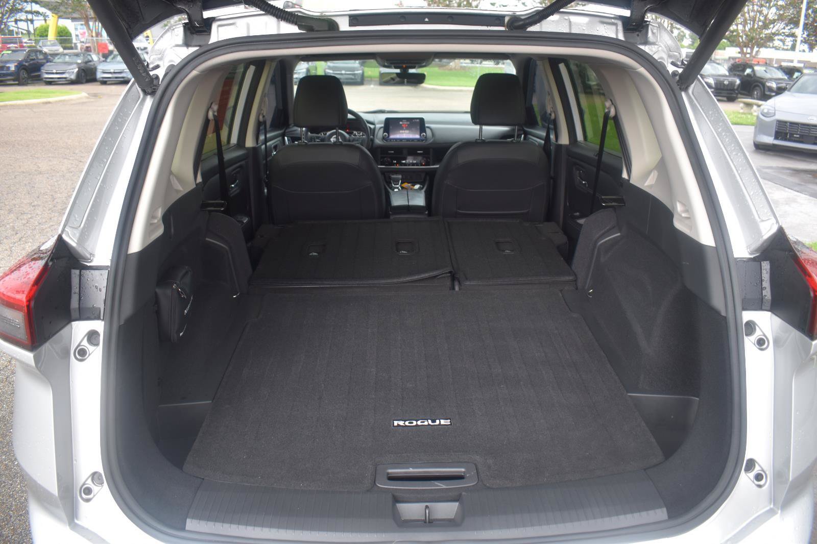 Certified 2024 Nissan Rogue SV w/ SV Premium Package FWD image 55