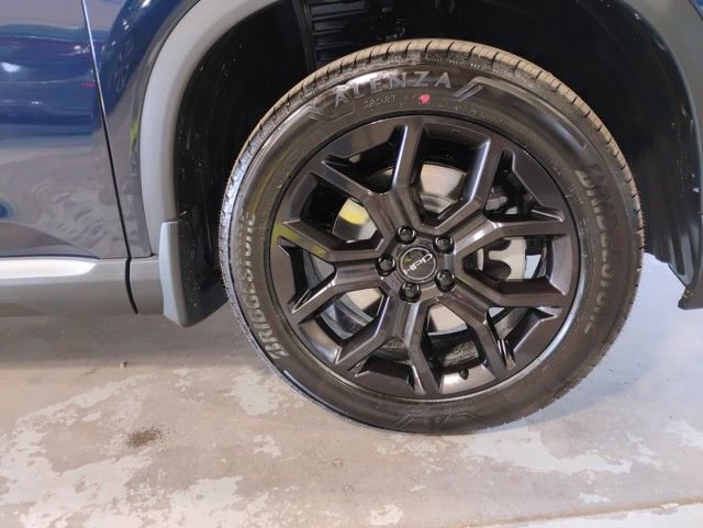 New 2025 Honda Pilot Touring image 28