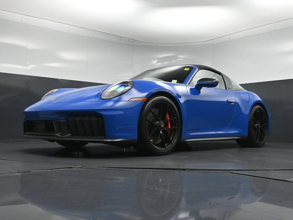 Used 2025 Porsche 911 Targa 4 GTS w/ Premium Package AWD/4WD image 24