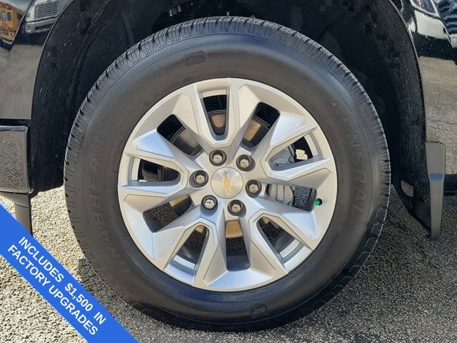 Used 2025 Chevrolet Silverado 1500 Custom RWD image 9
