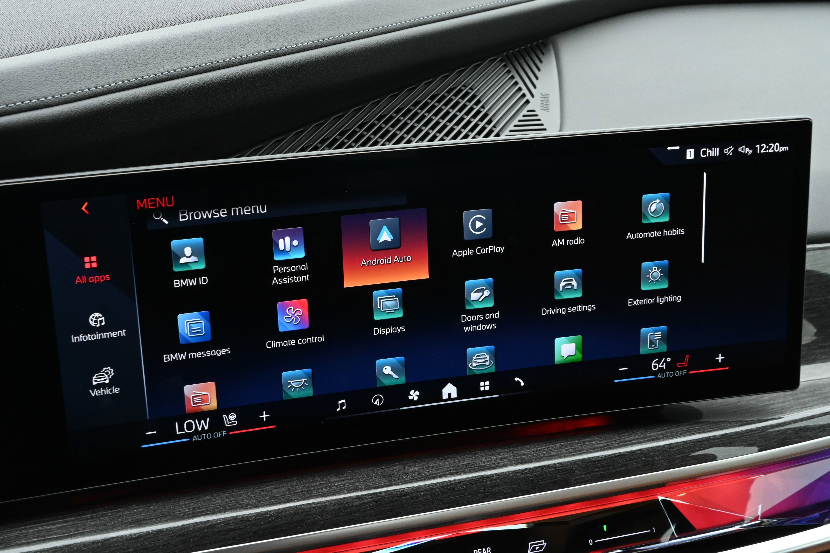 Certified 2023 BMW 740i w/ Parking Assistance Package image 20