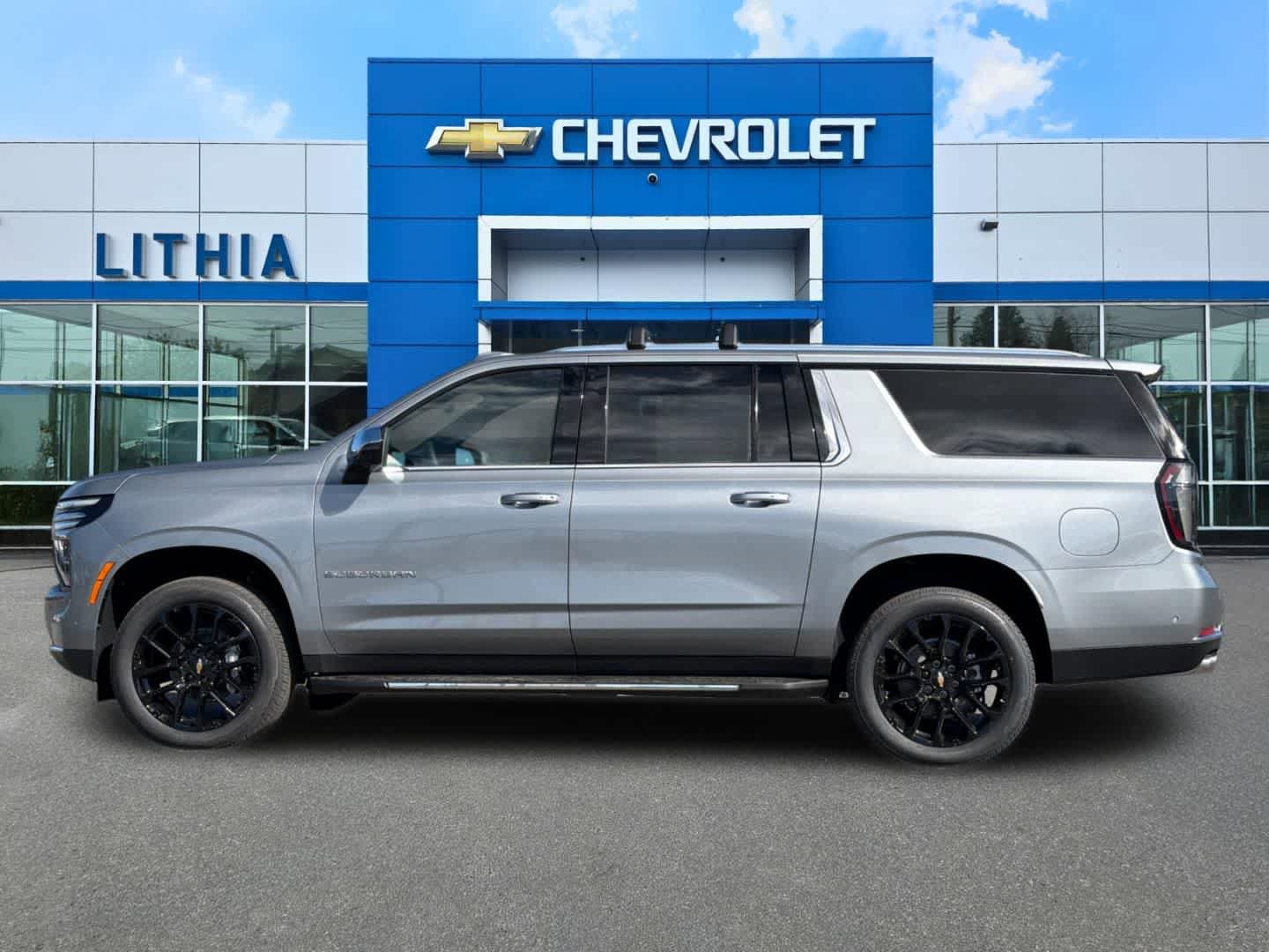 New 2026 Chevrolet Suburban Premier AWD/4WD image 5