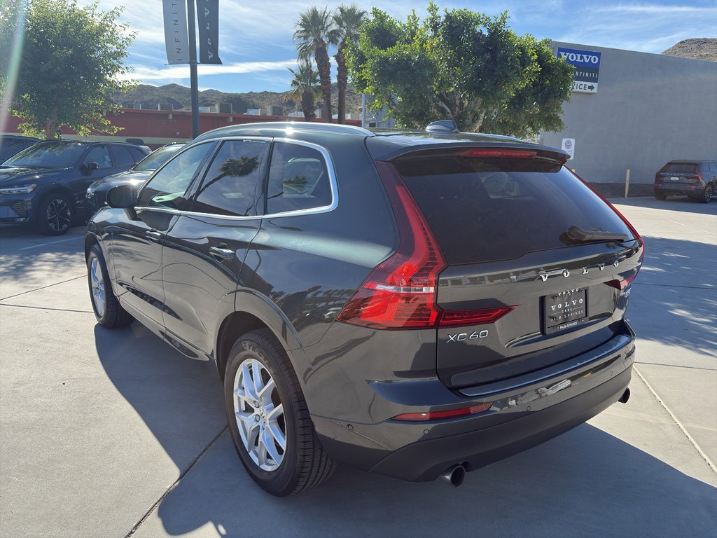 Used 2018 Volvo XC60 T5 Momentum w/ Convenience Package image 4
