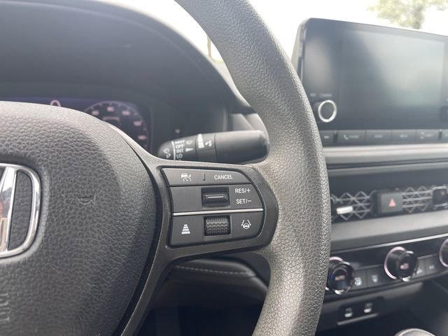 Certified 2023 Honda Accord EX image 22