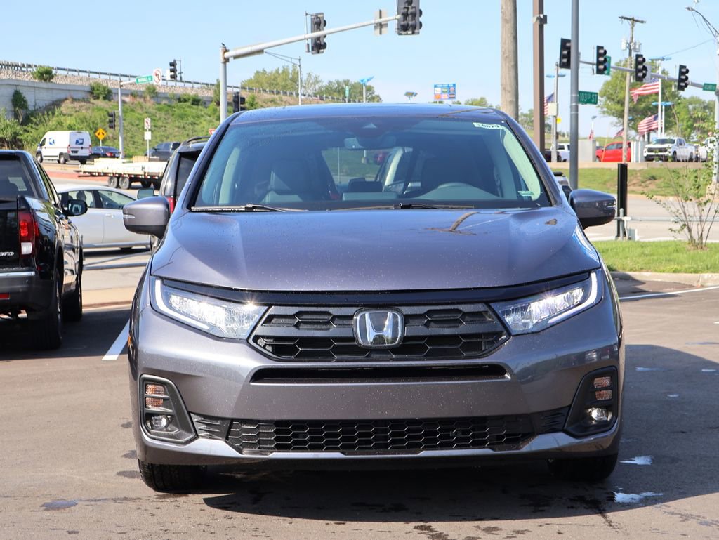 Certified 2026 Honda Odyssey EX-L image 2