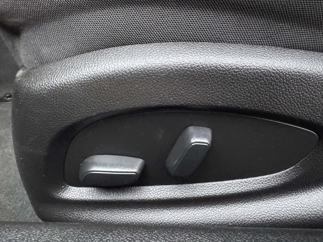 Used 2022 Chevrolet Camaro LT RWD image 23
