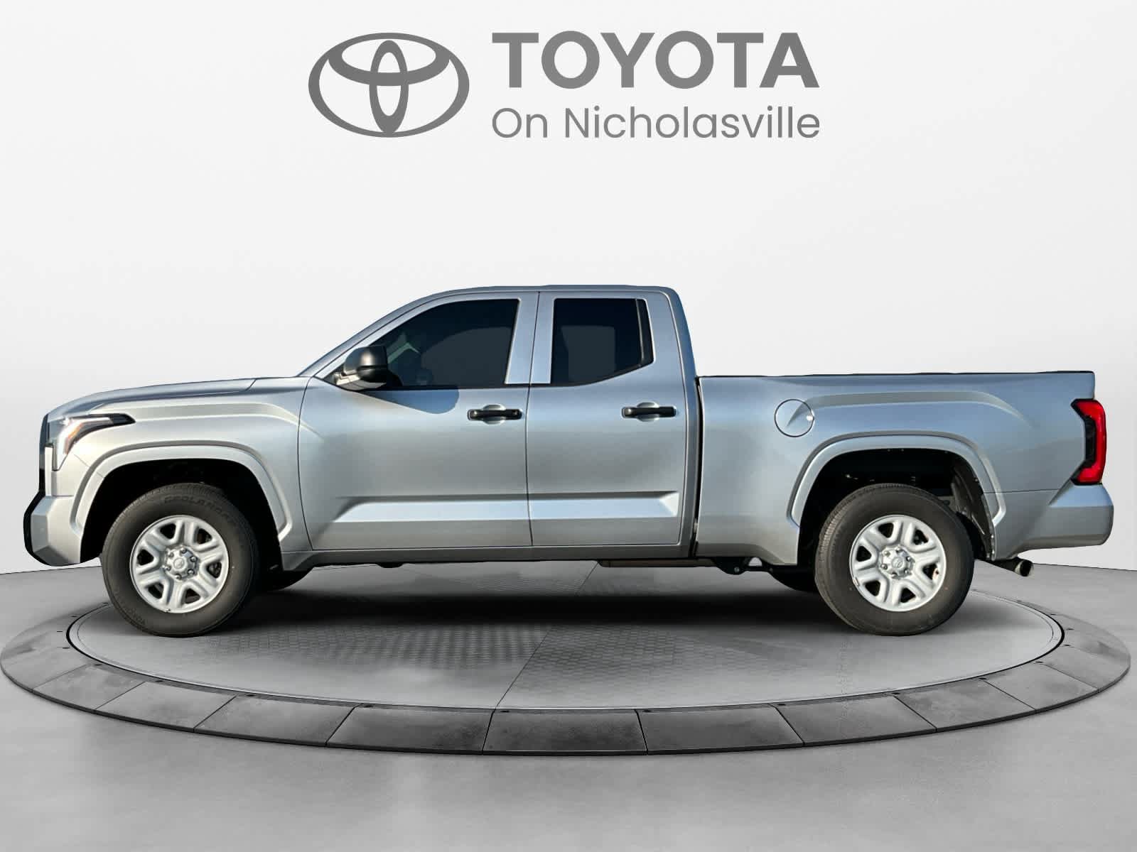 Used 2024 Toyota Tundra SR w/ SR Tow Package RWD image 2
