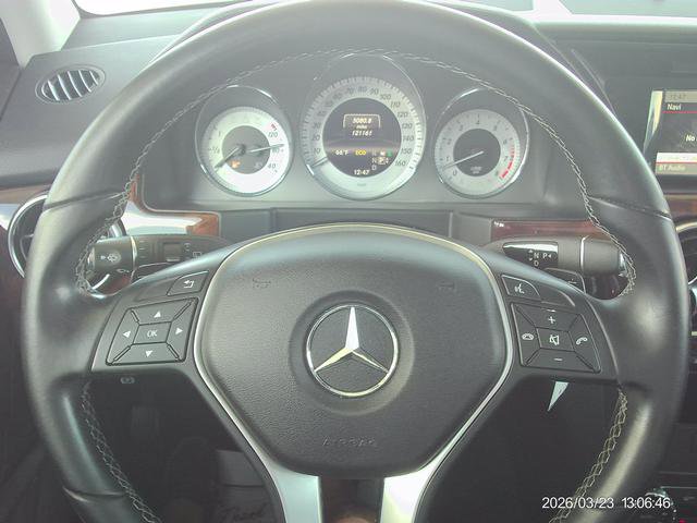 Used 2013 Mercedes-Benz GLK 350 4MATIC image 11