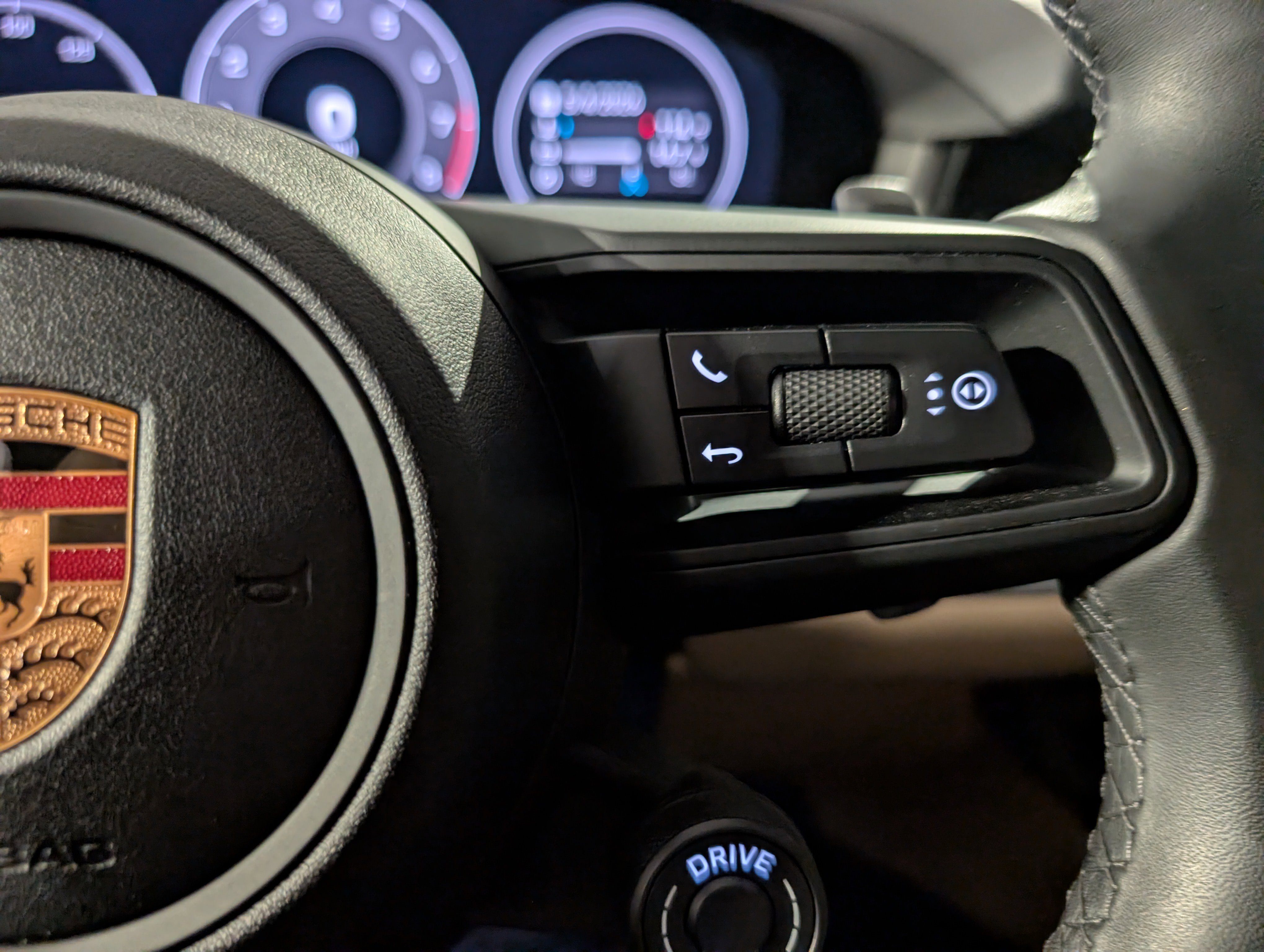 Certified 2024 Porsche Cayenne S AWD/4WD image 29