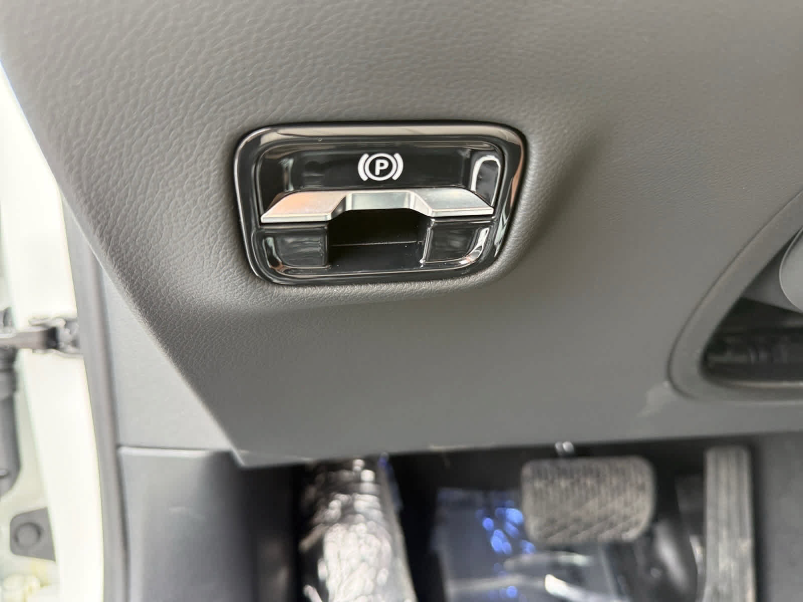 Used 2026 Mercedes-Benz E 350 4MATIC Sedan image 24